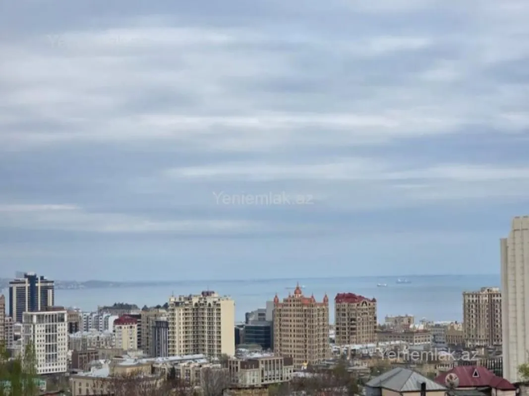 Satılır 3 otaqlı yeni tikili 105 m²