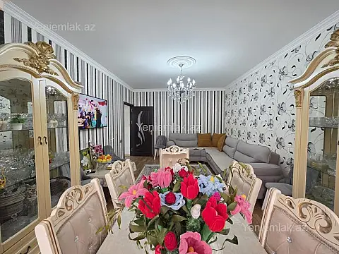 Satılır 4 otaqlı köhnə tikili 105 m² — Sumqayıt, 9-cu mikrorayon 4 otaq 105.00 m²