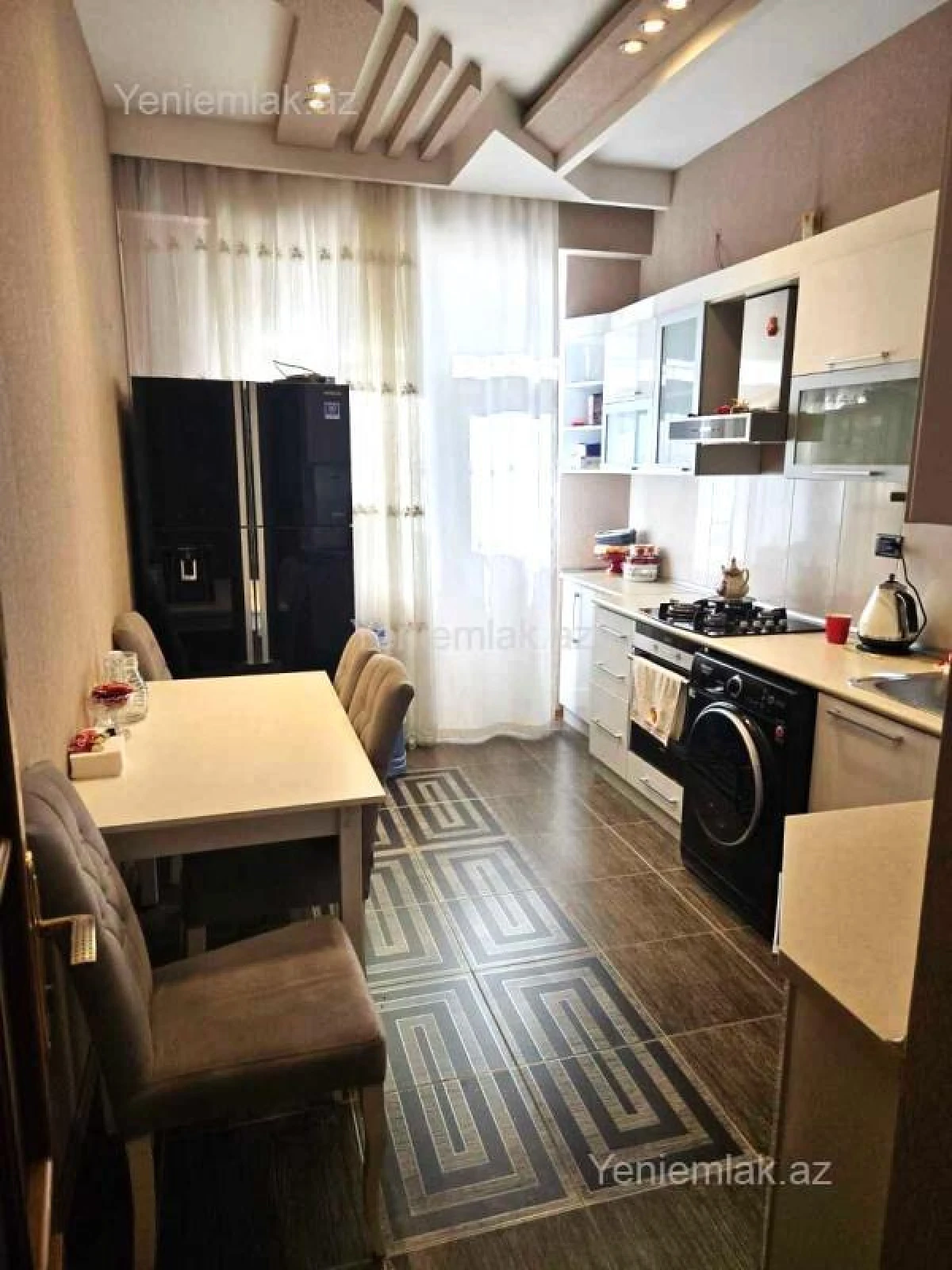 Satılır 3 otaqlı yeni tikili 110 m²