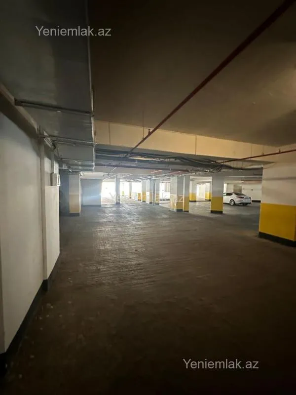 Satılır 4 otaqlı yeni tikili 140 m²