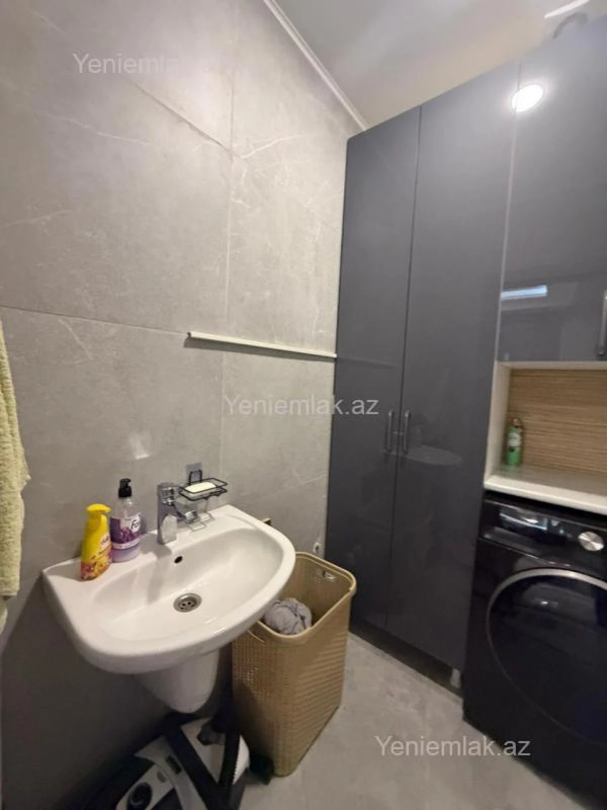 Satılır 2 otaqlı yeni tikili 87.5 m²