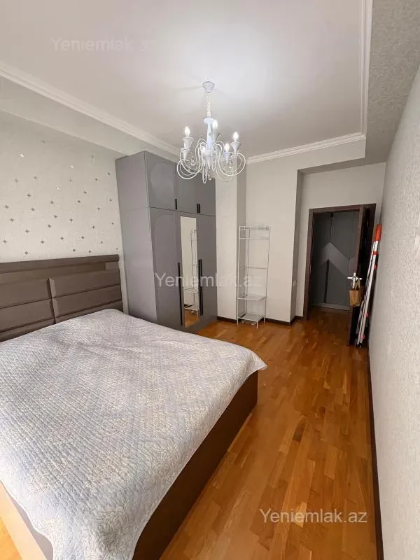 Satılır 2 otaqlı yeni tikili 70 m²