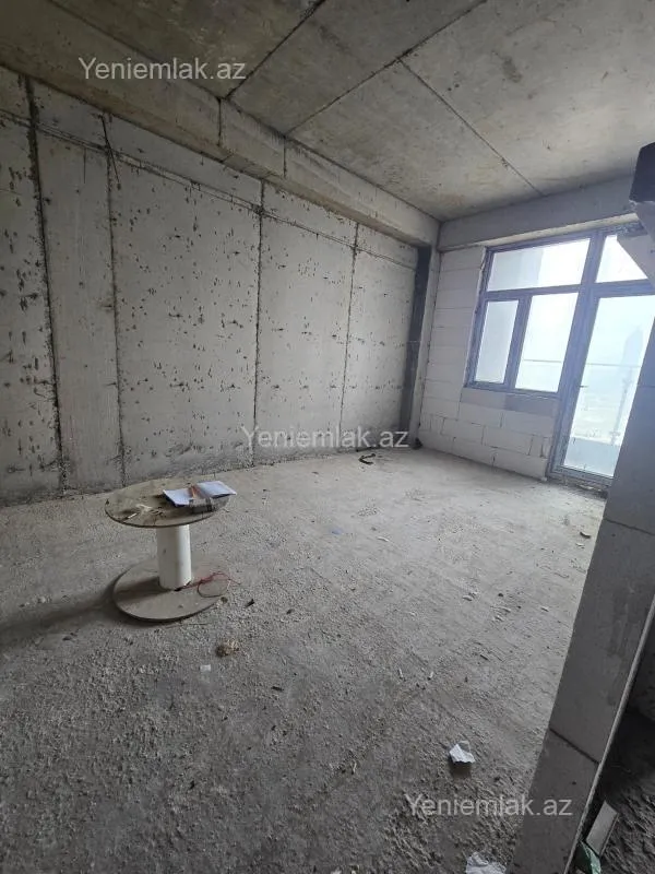 Satılır 2 otaqlı yeni tikili 52 m²