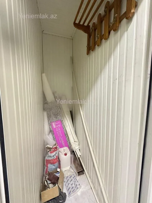 Satılır 2 otaqlı köhnə tikili 60 m²