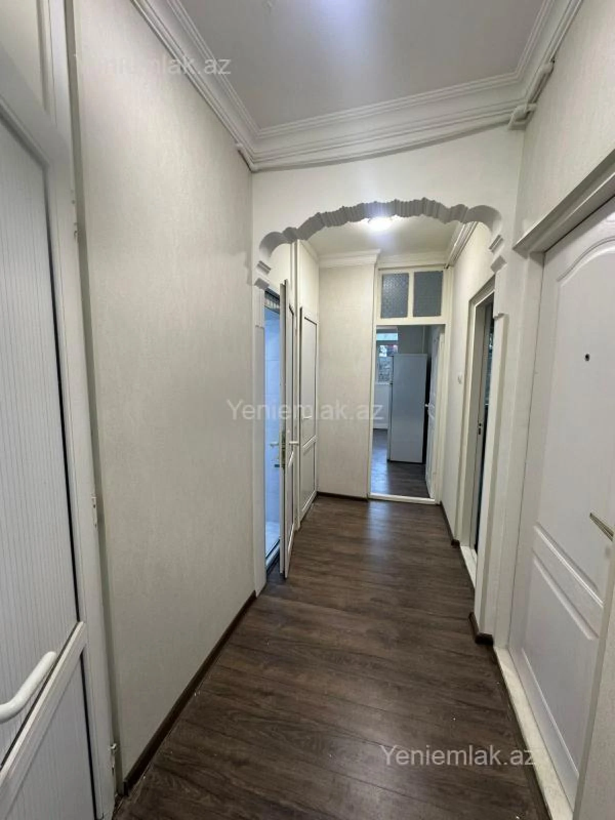 Satılır 2 otaqlı köhnə tikili 60 m²