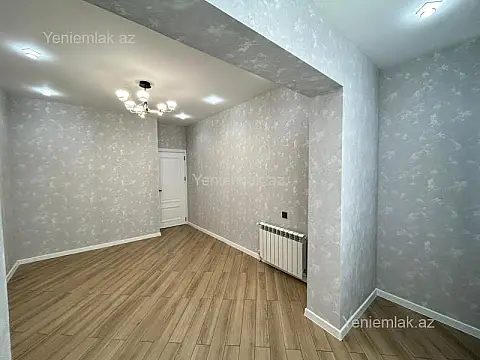 Satılır 4 otaqlı köhnə tikili 105 m²