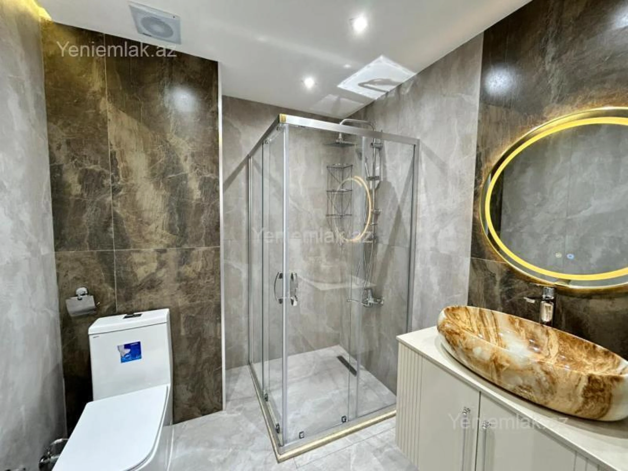 Satılır 4 otaqlı köhnə tikili 105 m²
