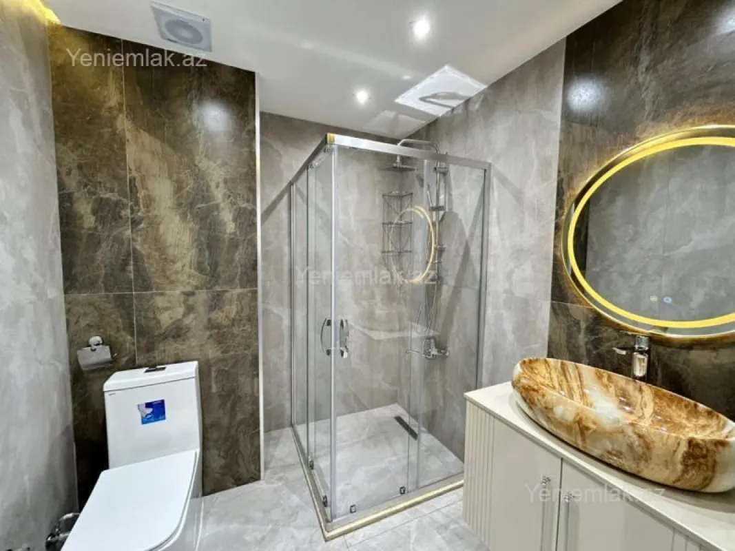 Satılır 4 otaqlı köhnə tikili 105 m²