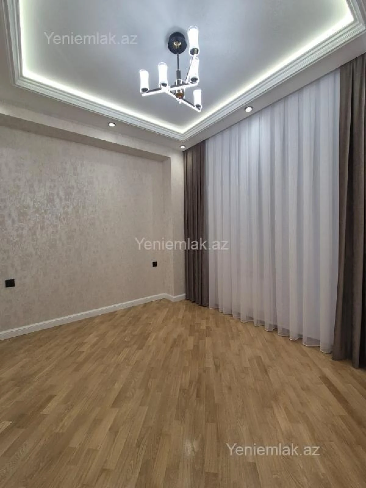 Satılır 3 otaqlı yeni tikili 103 m²