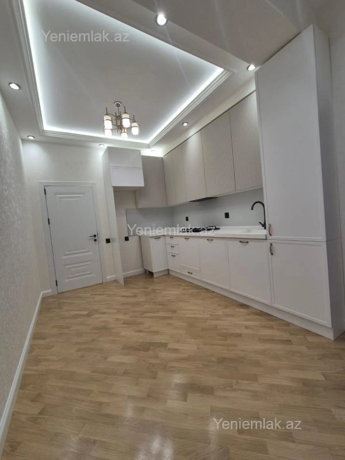 Satılır 3 otaqlı yeni tikili 103 m²