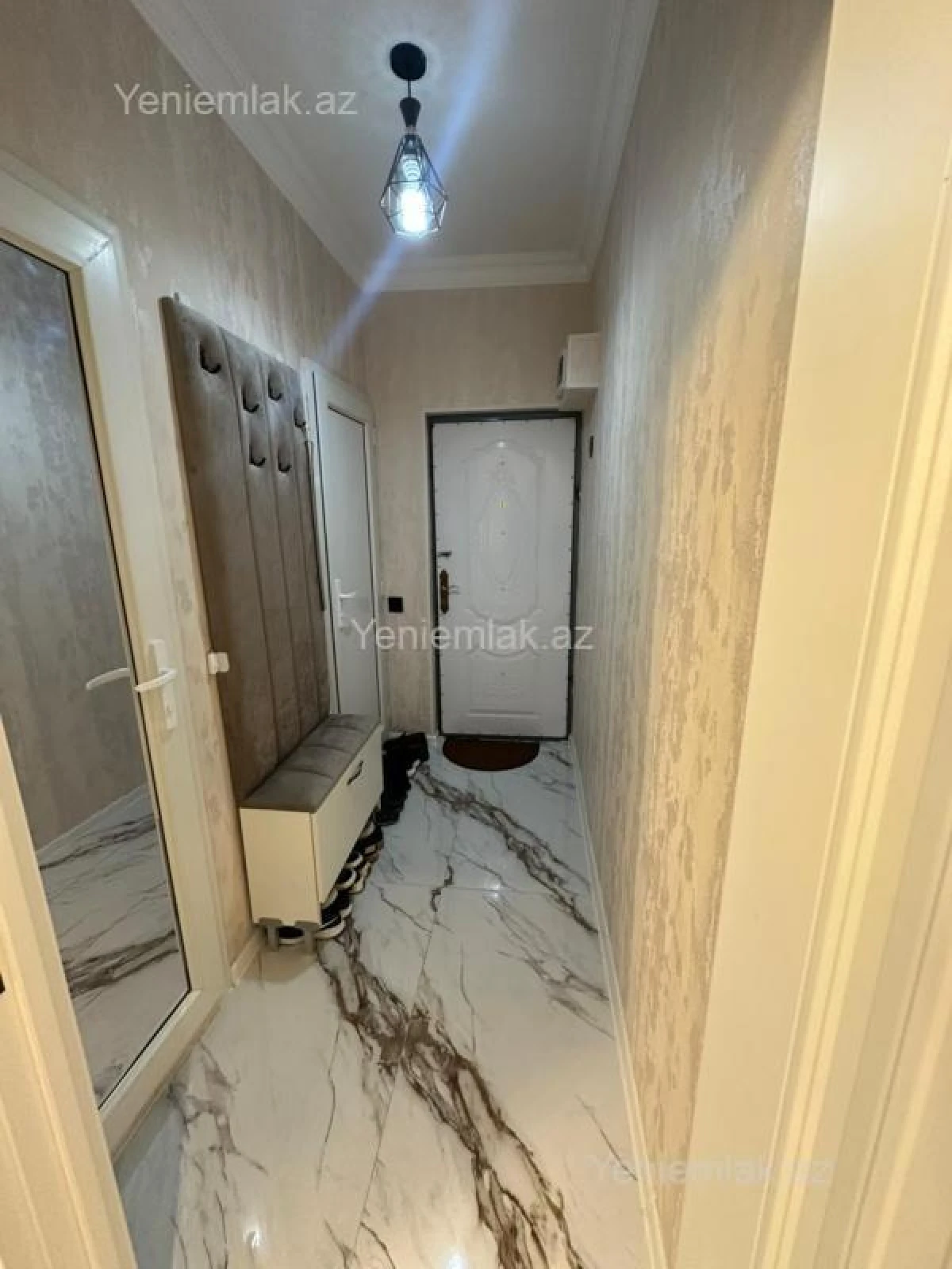 Satılır 2 otaqlı köhnə tikili 65 m²