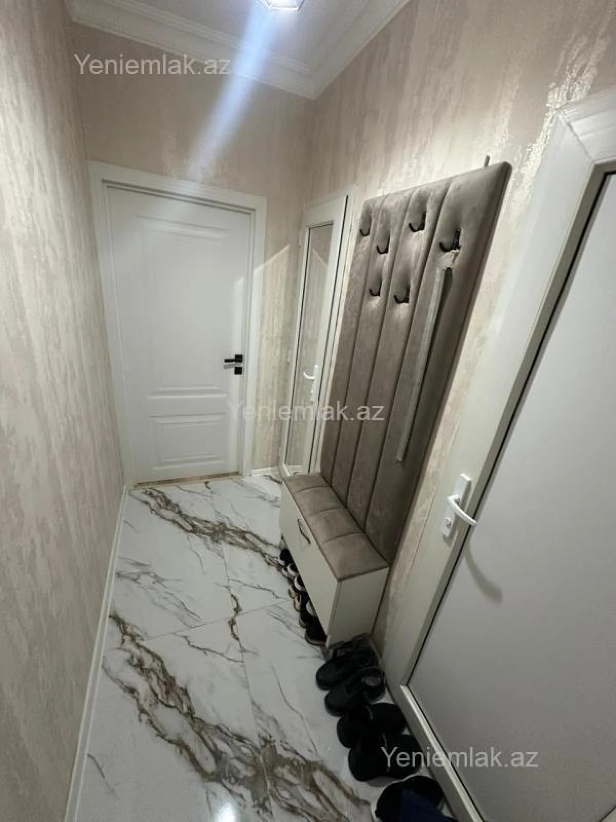 Satılır 2 otaqlı köhnə tikili 65 m²