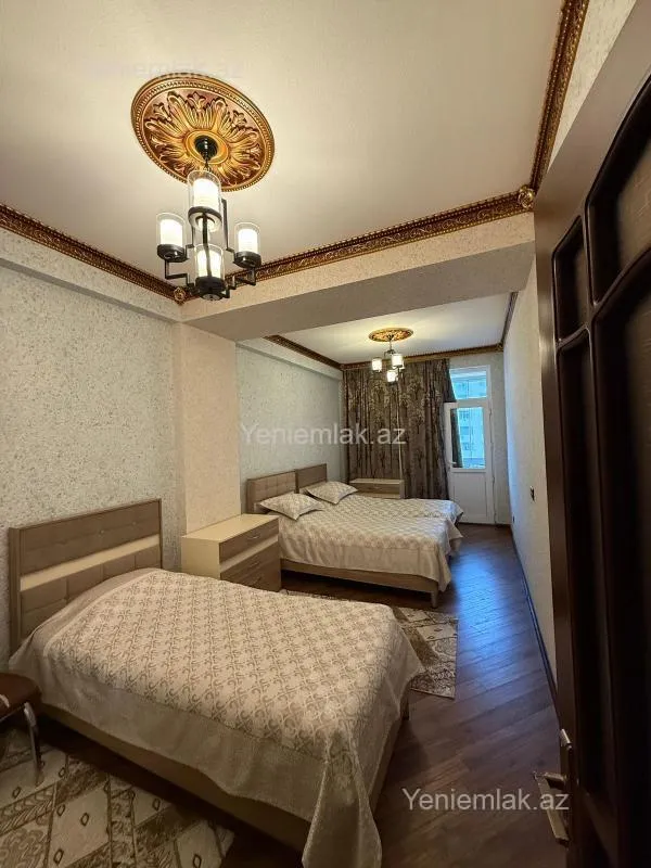 Satılır 3 otaqlı yeni tikili 110 m²