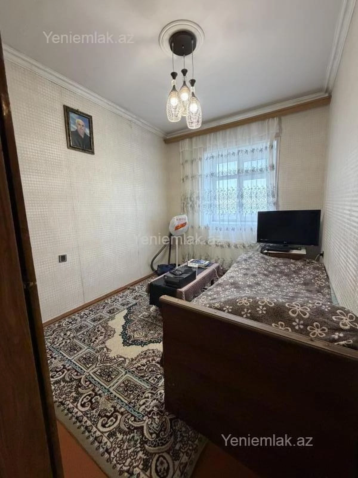 Satılır 3 otaqlı köhnə tikili 75 m²