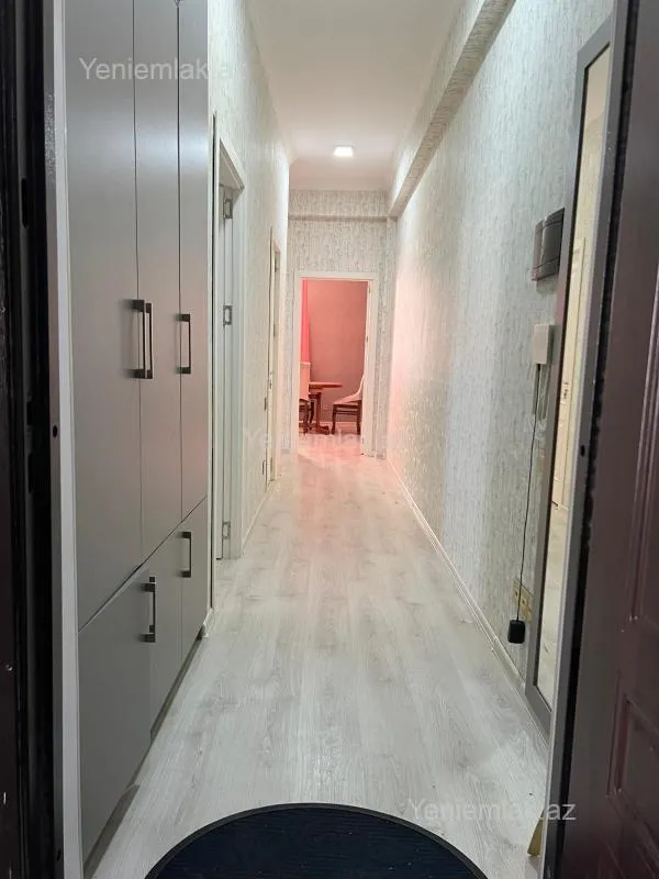 Satılır 2 otaqlı yeni tikili 65 m²
