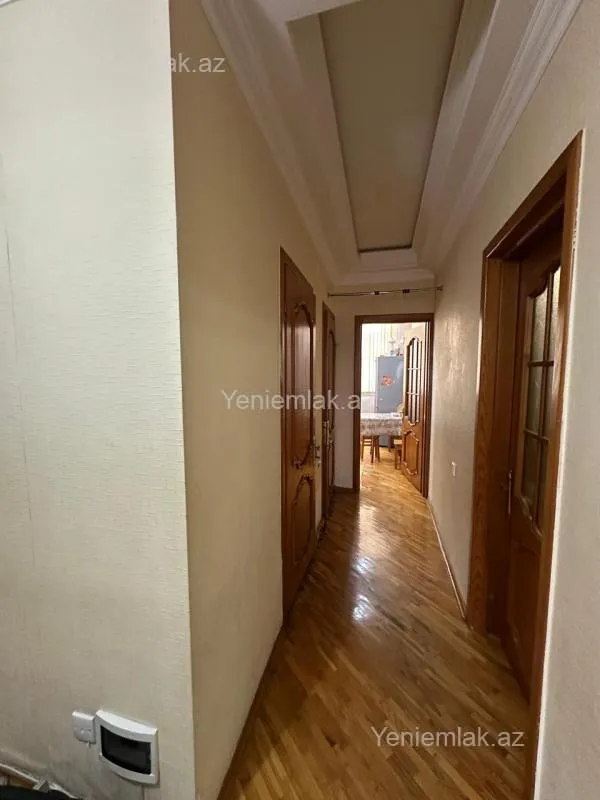 Satılır 3 otaqlı yeni tikili 80 m²