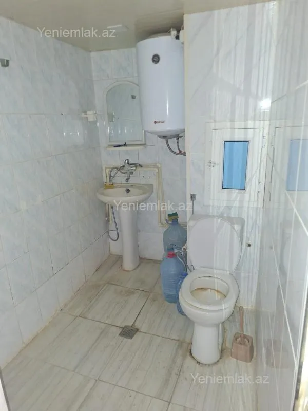 Satılır 1 otaqlı köhnə tikili 43 m²