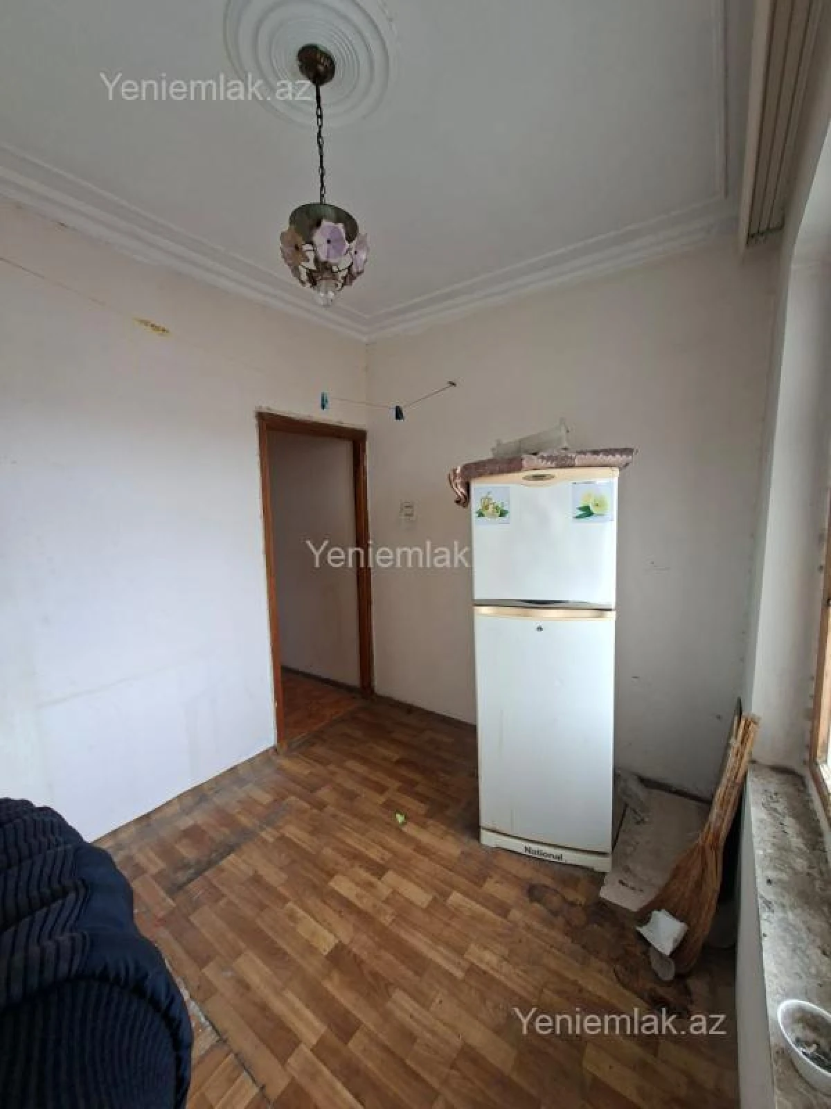Satılır 1 otaqlı köhnə tikili 43 m²