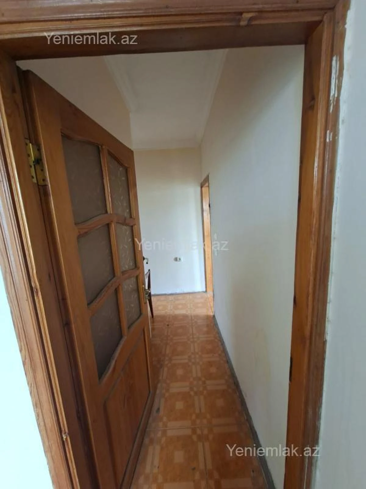 Satılır 1 otaqlı köhnə tikili 43 m²
