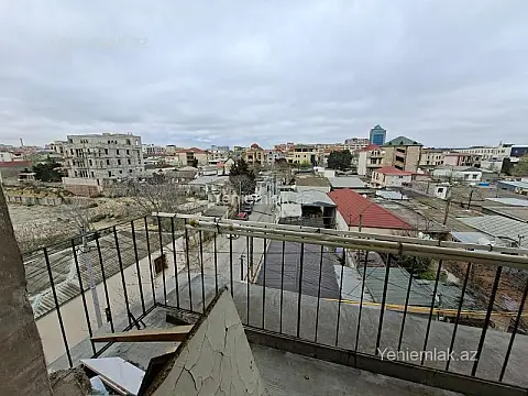Satılır 1 otaqlı köhnə tikili 43 m²