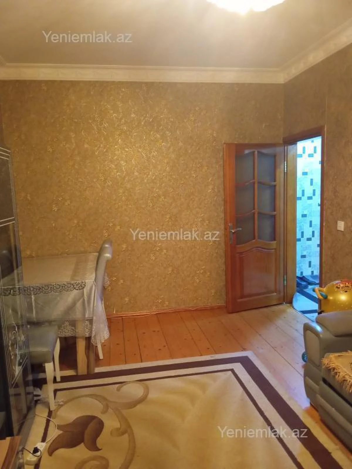 Satılır 2 otaqlı köhnə tikili 60 m²
