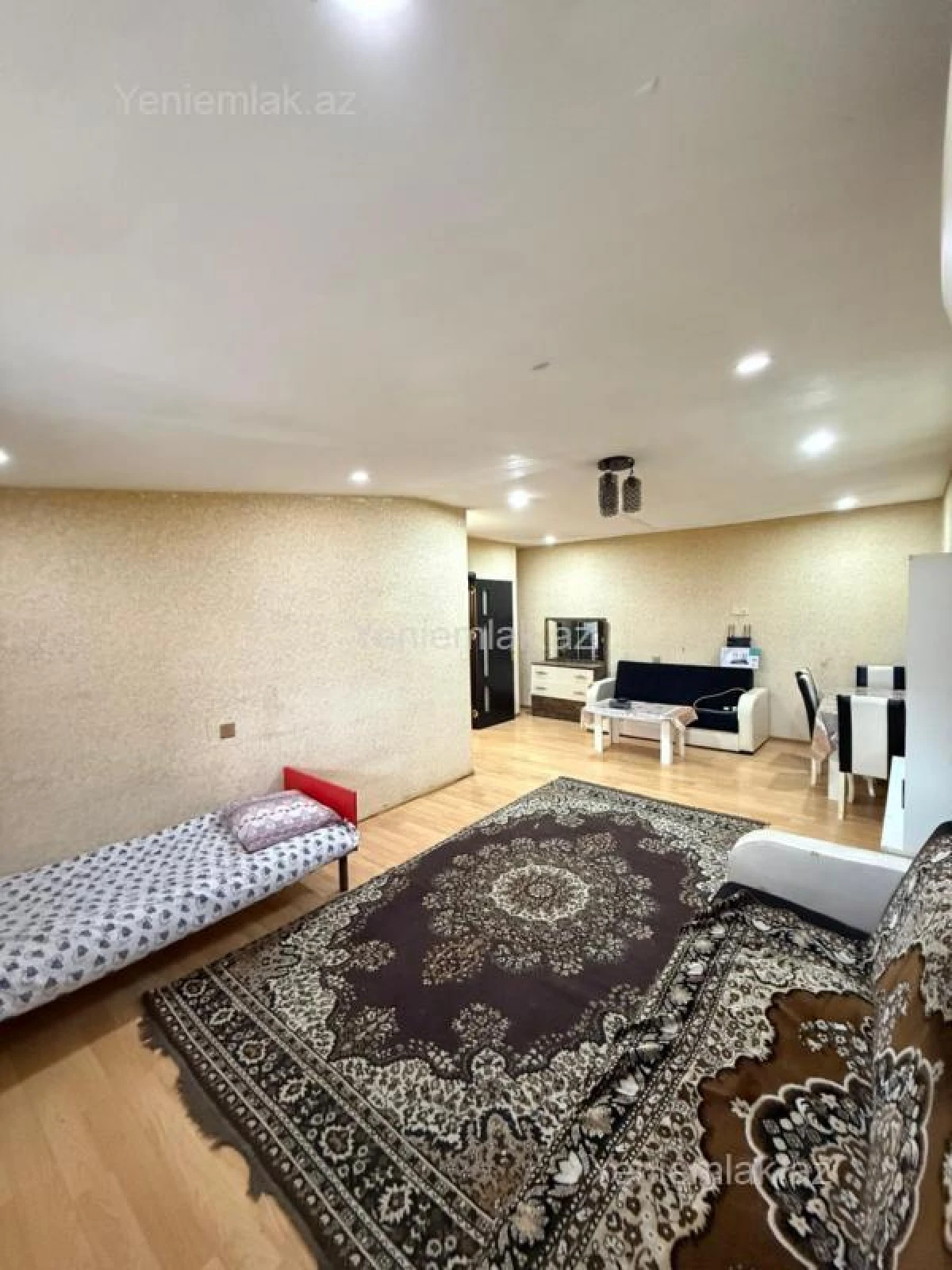 Satılır 2 otaqlı yeni tikili 70 m²