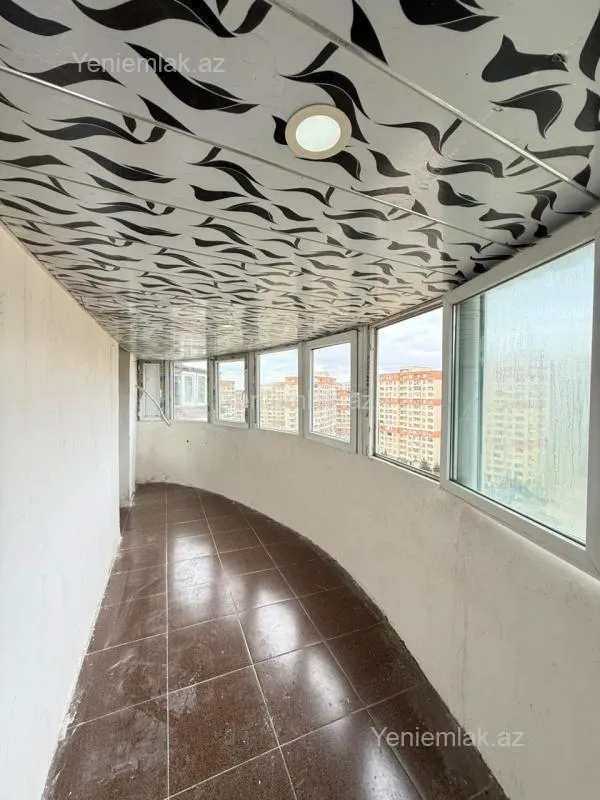 Satılır 2 otaqlı yeni tikili 70 m²