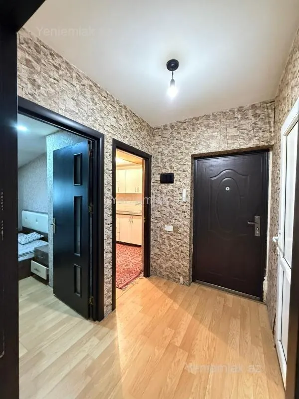 Satılır 2 otaqlı yeni tikili 70 m²