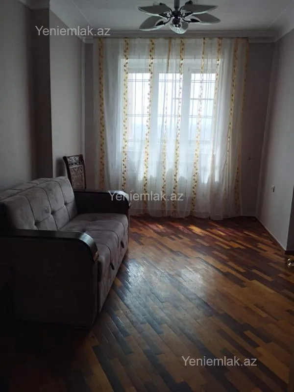 Satılır 3 otaqlı köhnə tikili 70 m²