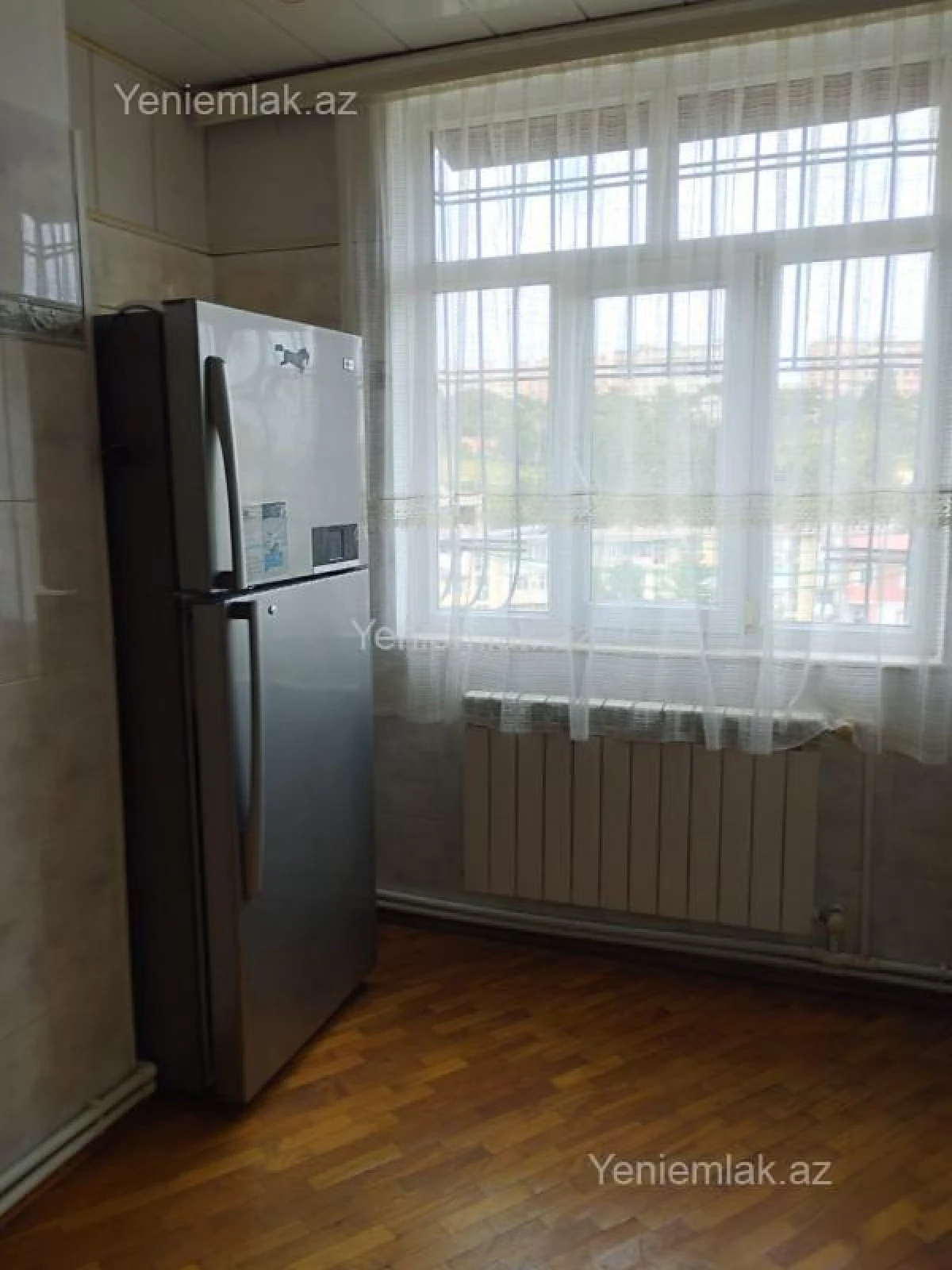 Satılır 3 otaqlı köhnə tikili 70 m²