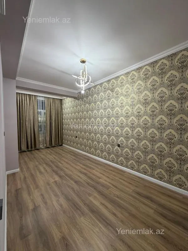 Satılır 3 otaqlı yeni tikili 83 m²