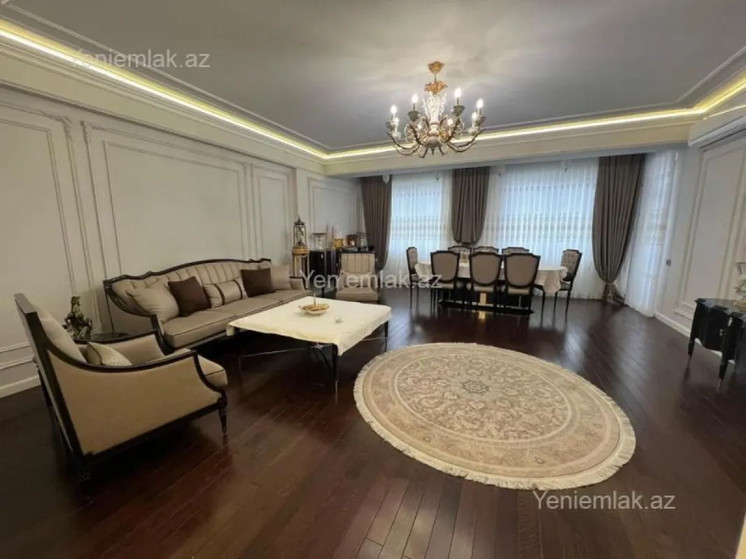 Satılır 4 otaqlı yeni tikili 180 m²