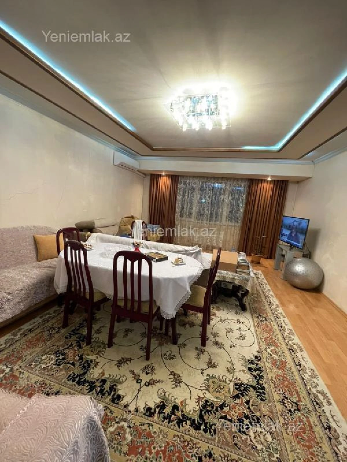 Satılır 3 otaqlı köhnə tikili 100 m²