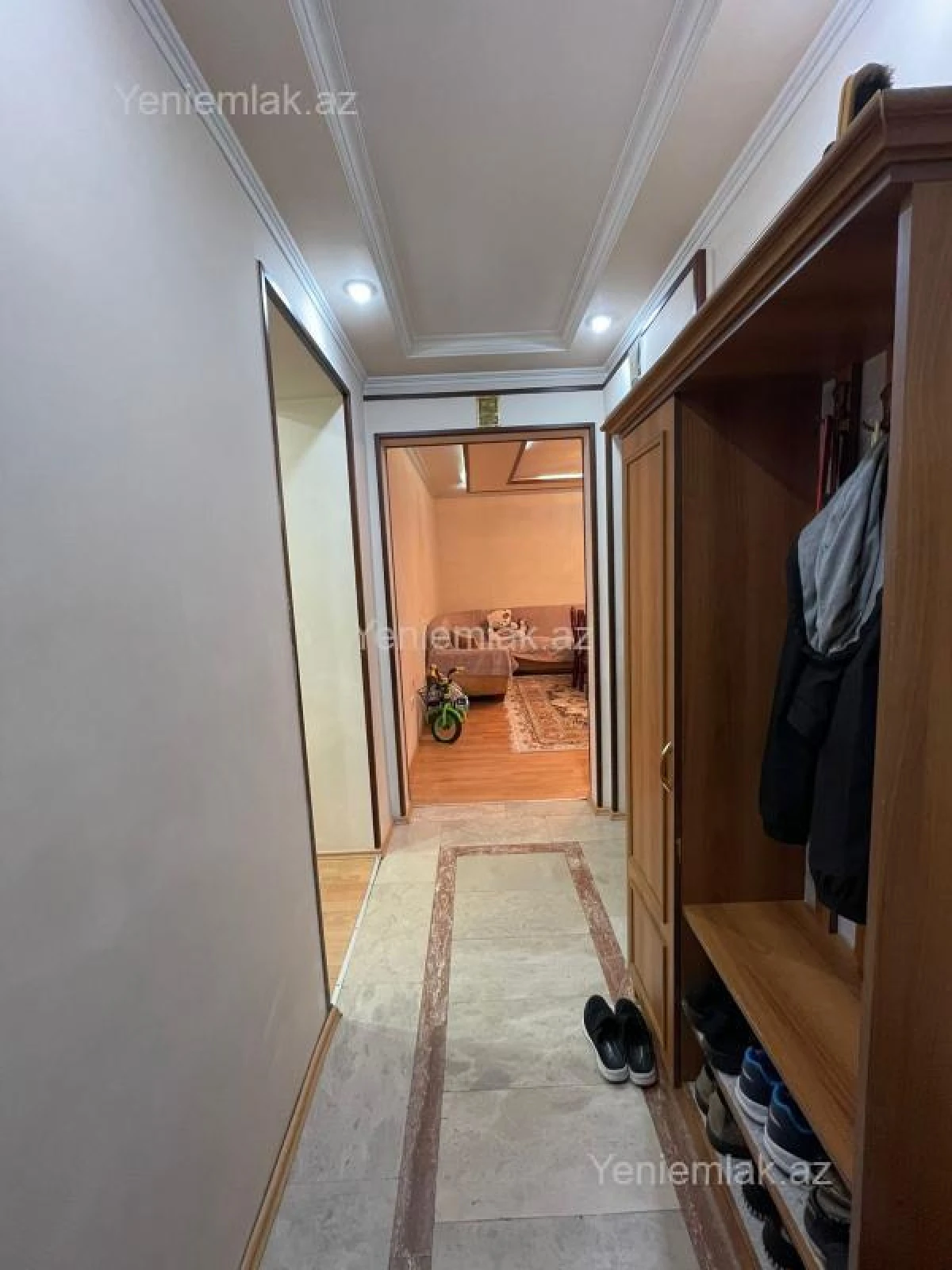 Satılır 3 otaqlı köhnə tikili 100 m²