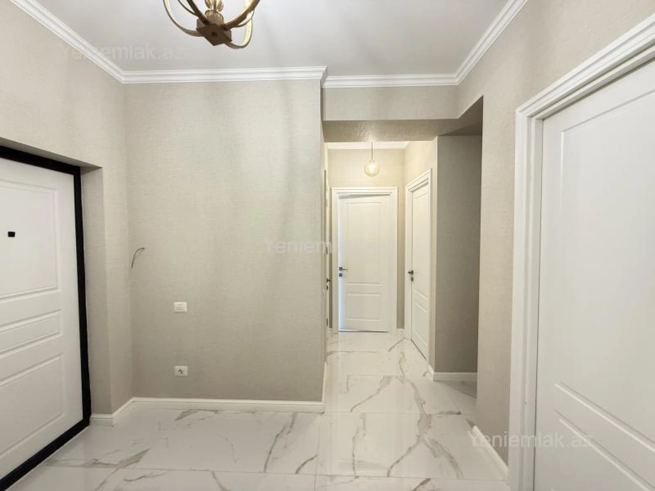 Satılır 3 otaqlı yeni tikili 96 m²