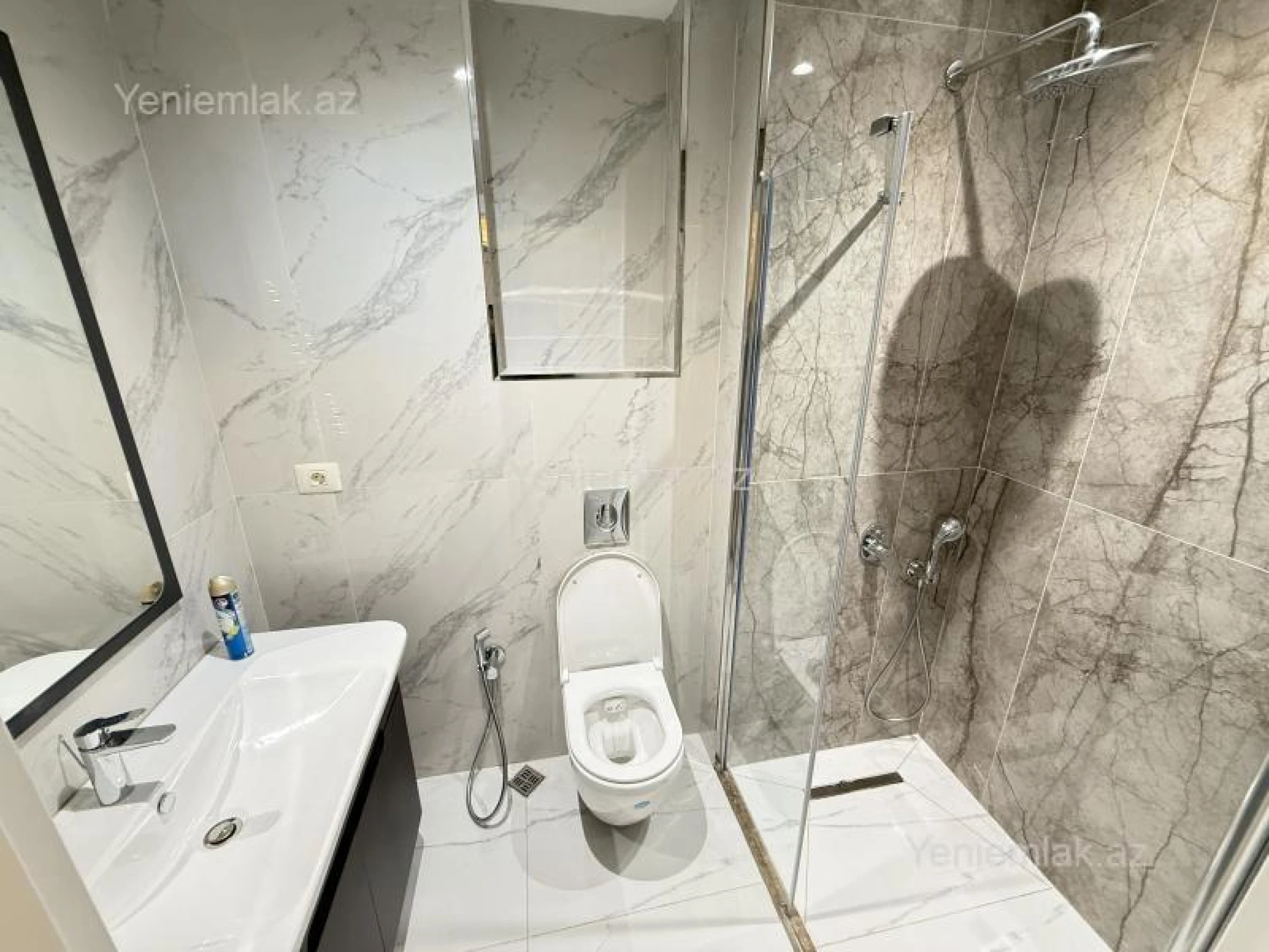Satılır 3 otaqlı yeni tikili 96 m²