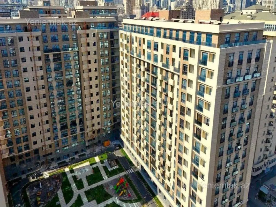 Satılır 5 otaqlı yeni tikili 268 m²