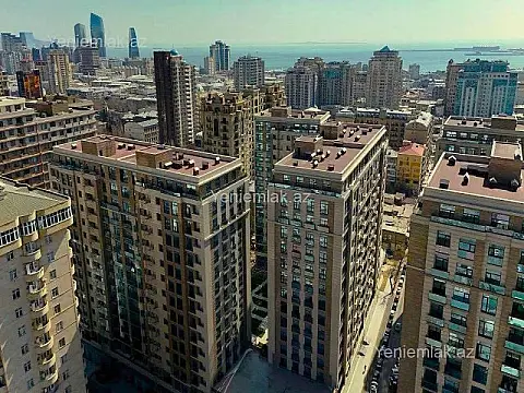 Satılır 5 otaqlı yeni tikili 268 m²