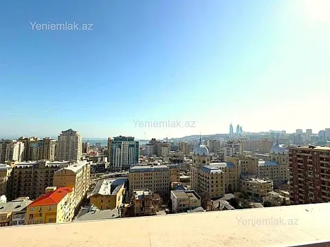 Satılır 5 otaqlı yeni tikili 268 m²