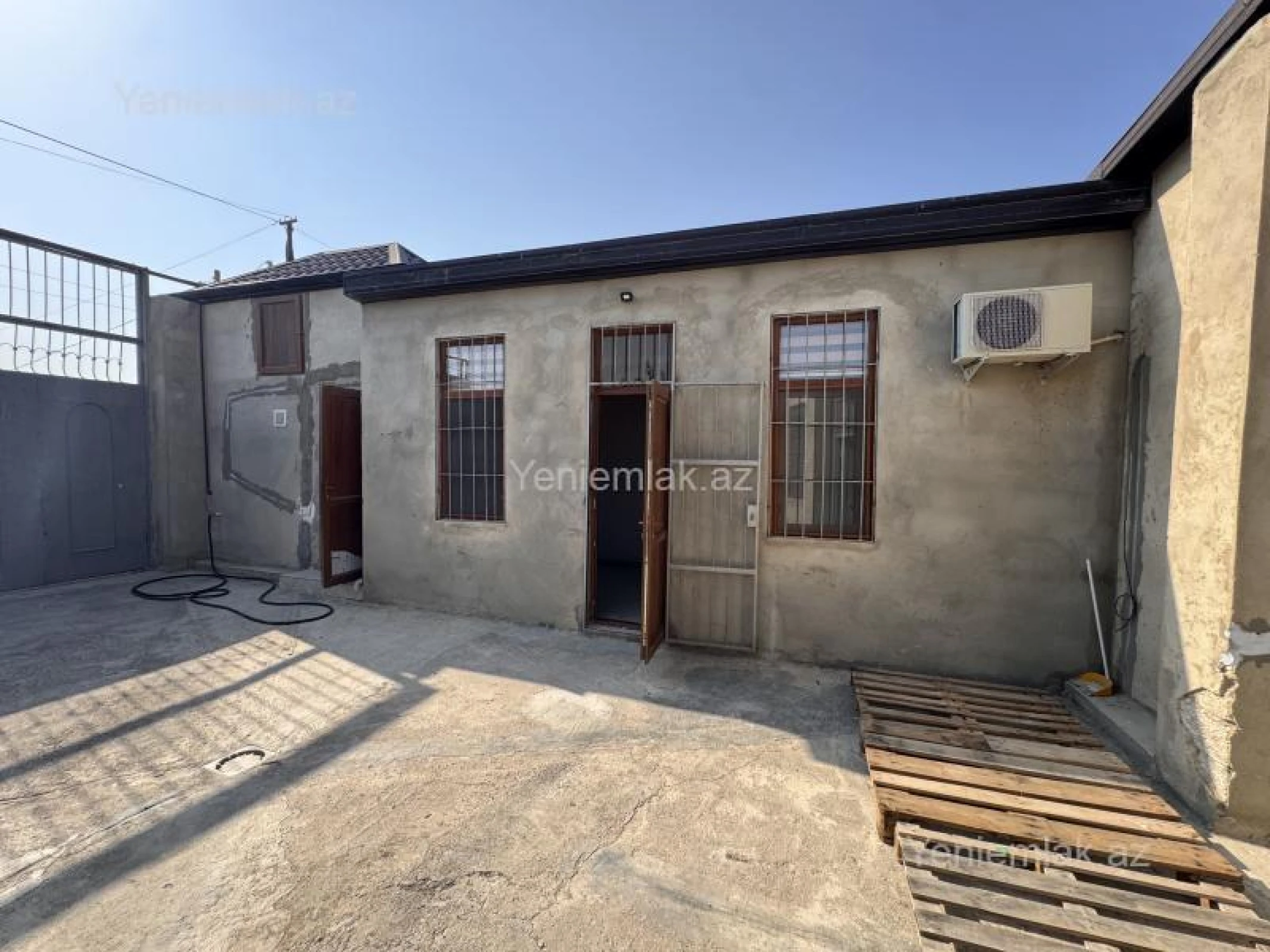 Satılır 1 otaqlı obyekt 240 m²