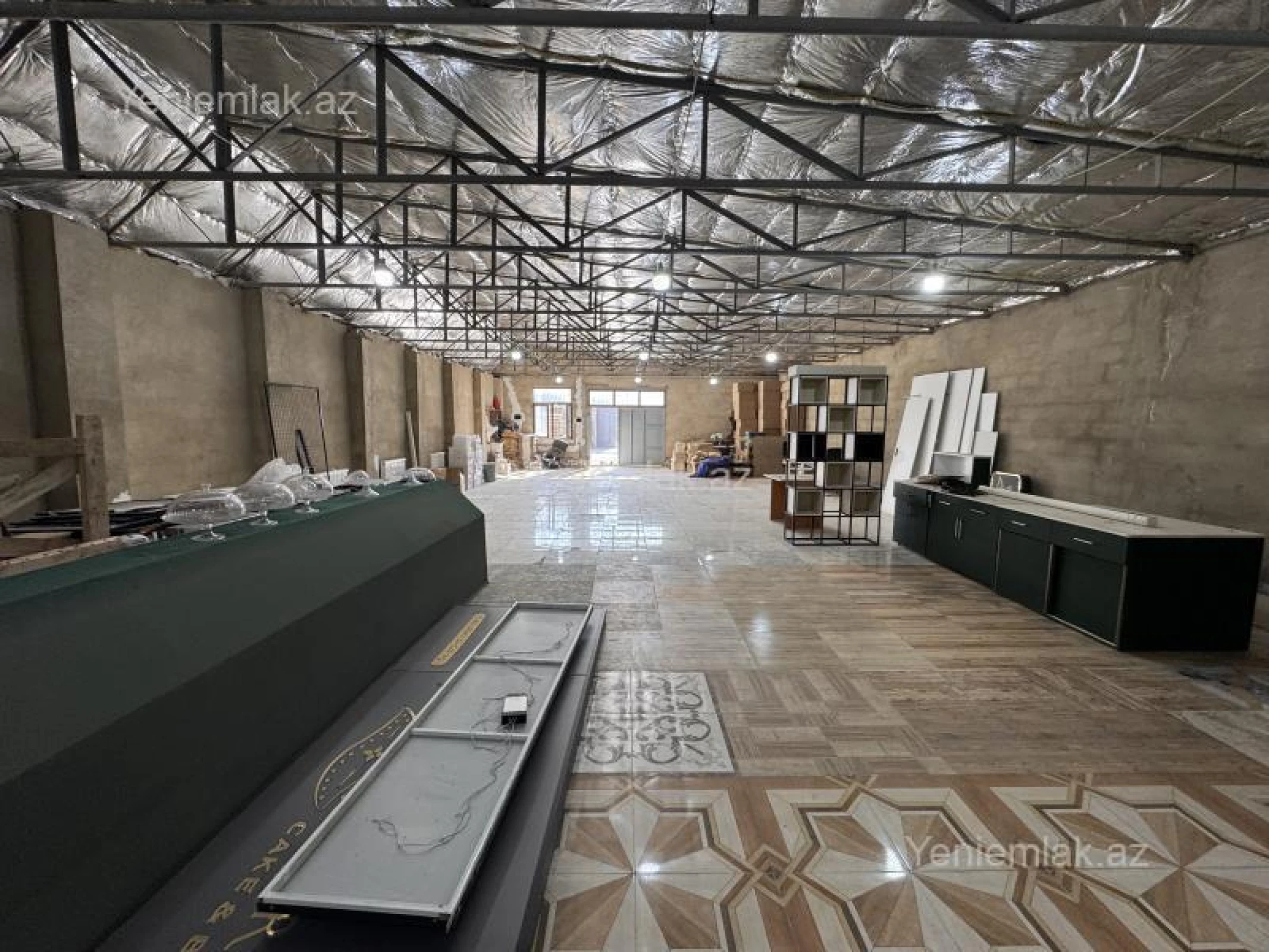Satılır 1 otaqlı obyekt 240 m²