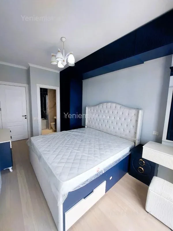 Satılır 3 otaqlı yeni tikili 85 m²