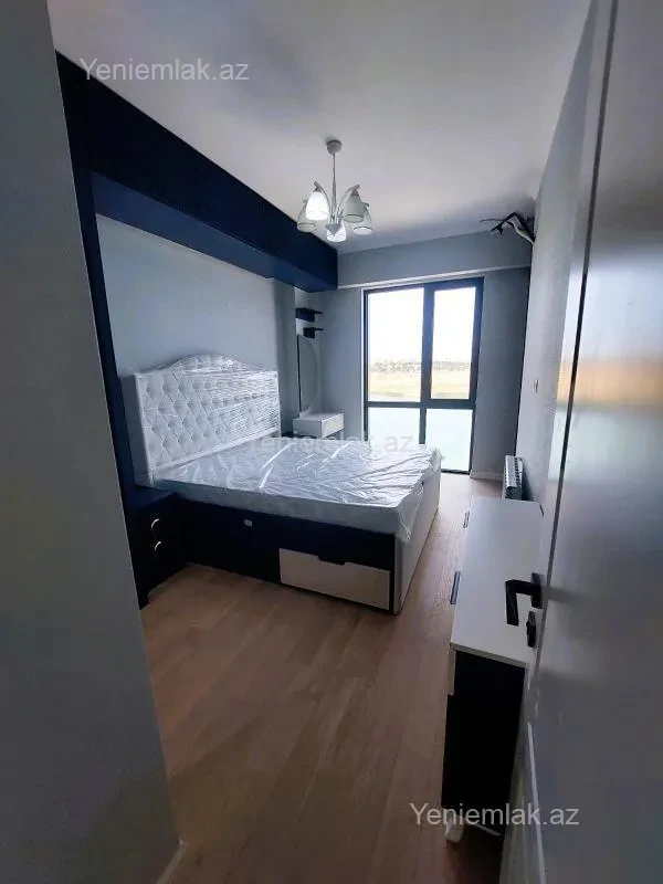 Satılır 3 otaqlı yeni tikili 85 m²