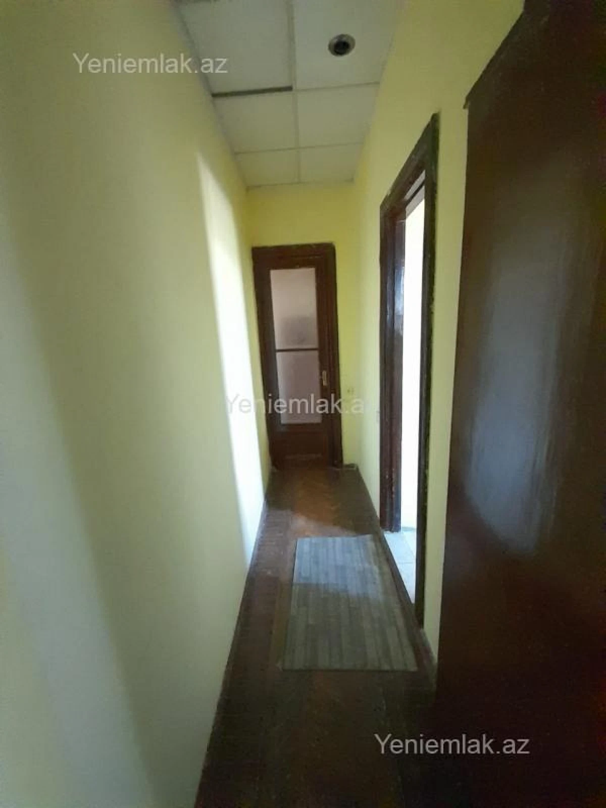 Satılır 3 otaqlı köhnə tikili 95 m²