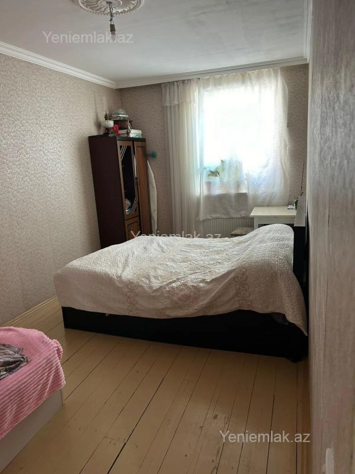 Satılır 3 otaqlı köhnə tikili 95 m²
