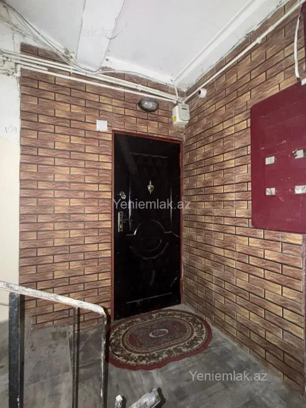 Satılır 2 otaqlı köhnə tikili 55 m²