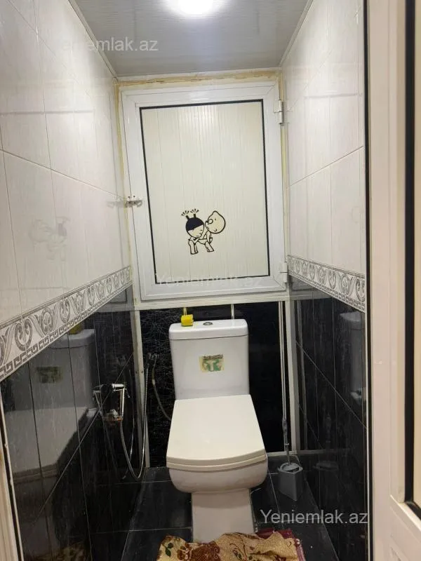 Satılır 2 otaqlı köhnə tikili 55 m²