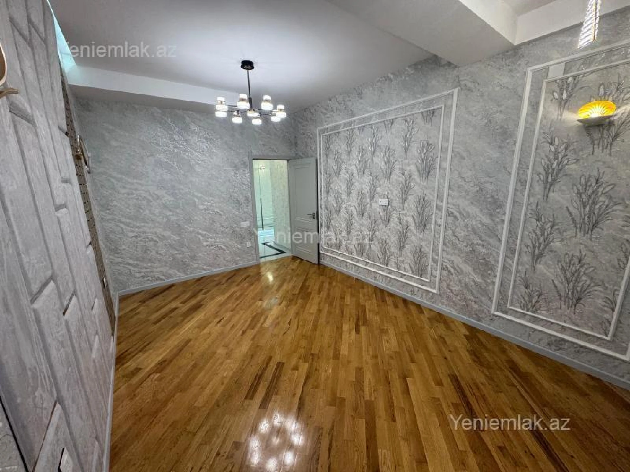 Satılır 2 otaqlı yeni tikili 85 m²