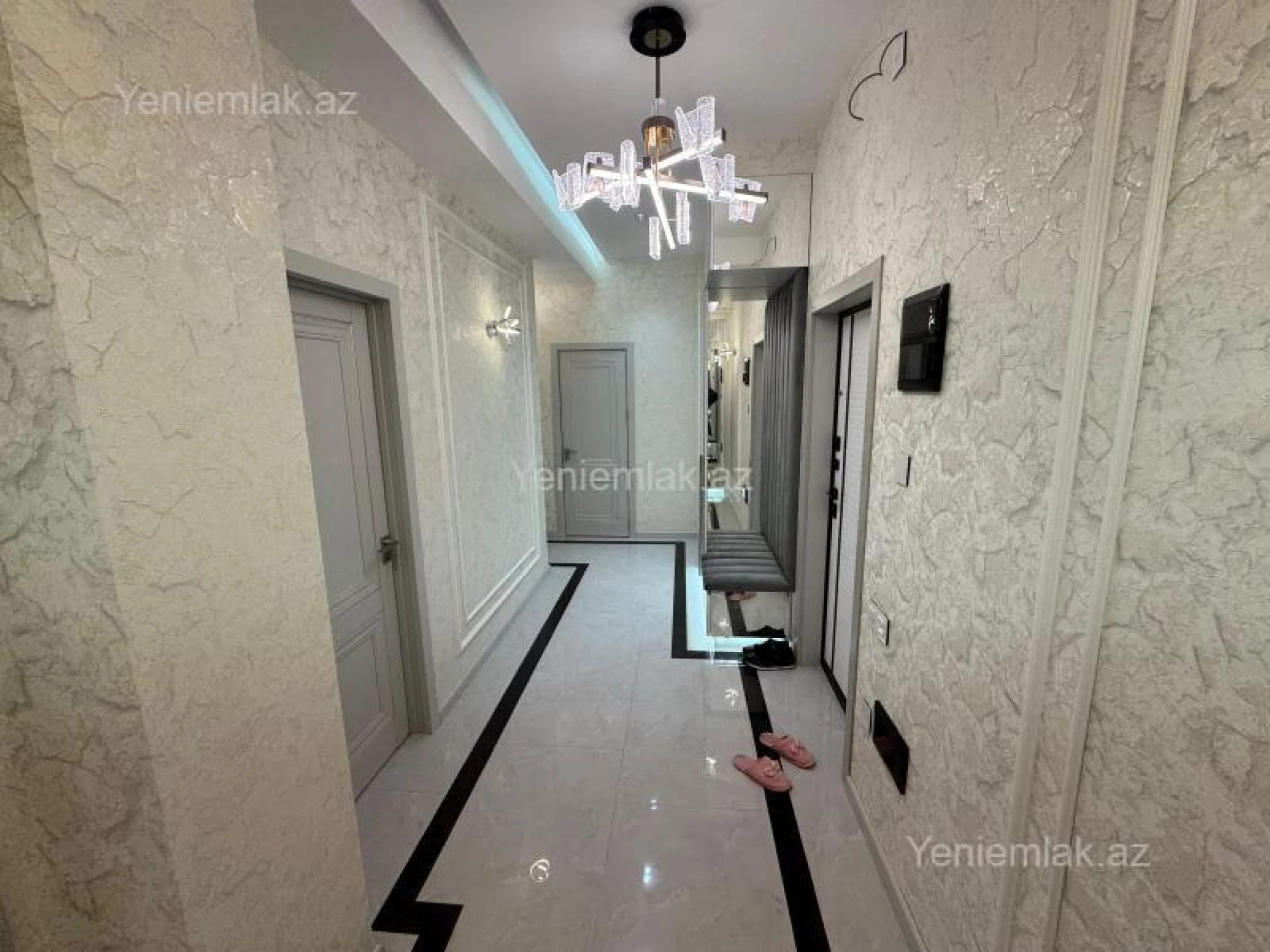 Satılır 2 otaqlı yeni tikili 85 m²