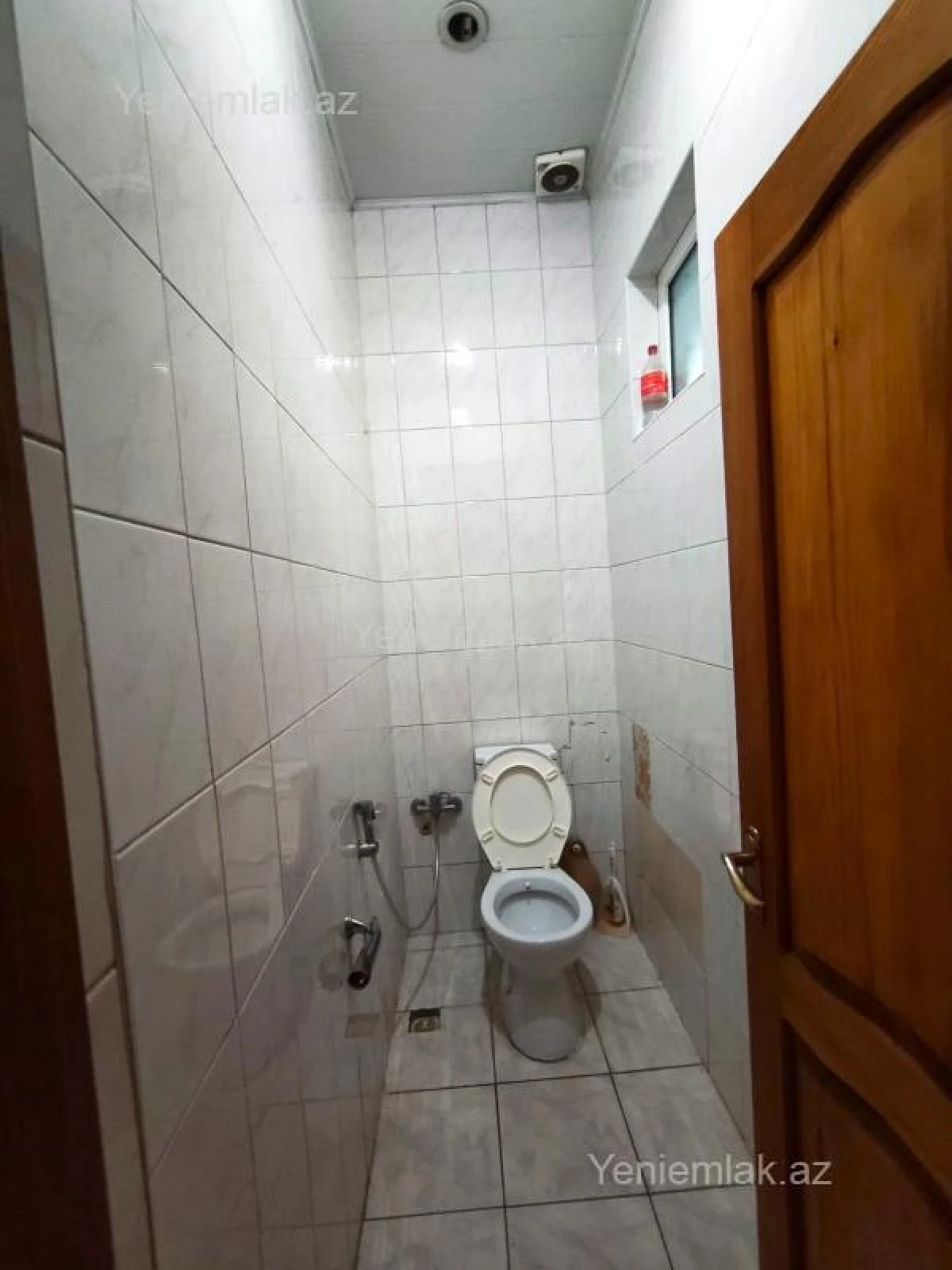 Satılır 9 otaqlı həyət evi 390 m²